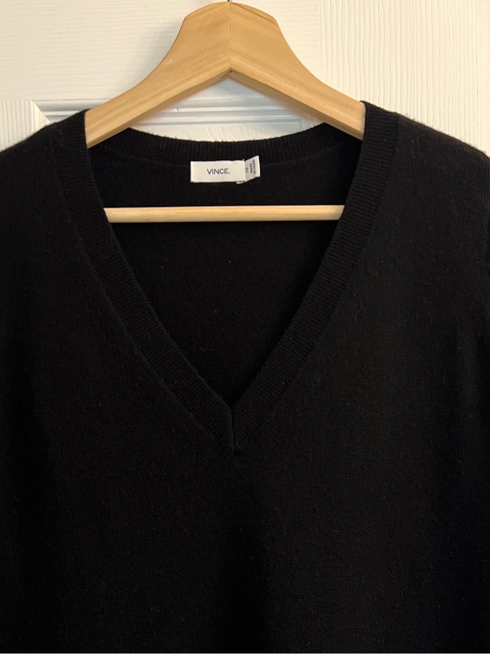 Vince Mixed Media V-Neck Tunic Sweater Wool Cashmere Silk Trim Black XS - Picture 4 of 9